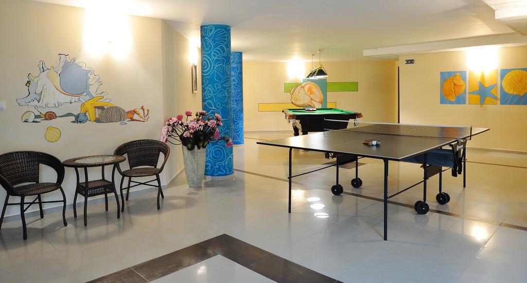 Hotel Iris Nesebar Bagian luar foto