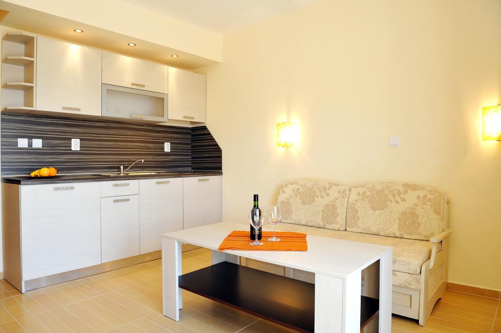 Hotel Iris Nesebar Ruang foto