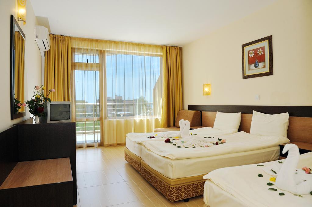 Hotel Iris Nesebar Ruang foto