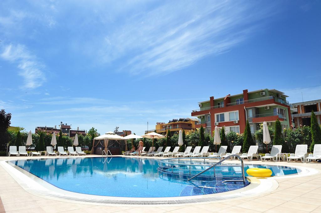Hotel Iris Nesebar Bagian luar foto