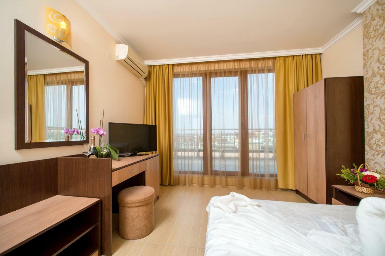 Hotel Iris Nesebar Bagian luar foto