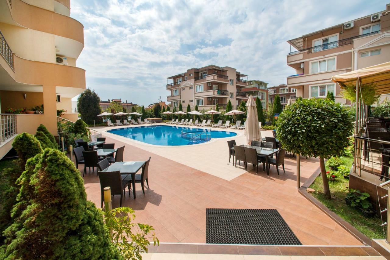 Hotel Iris Nesebar Bagian luar foto